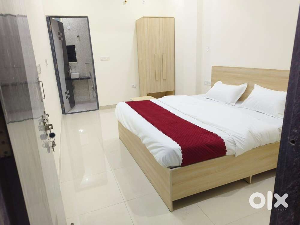 Full furnished studeo falt for girl boys couple