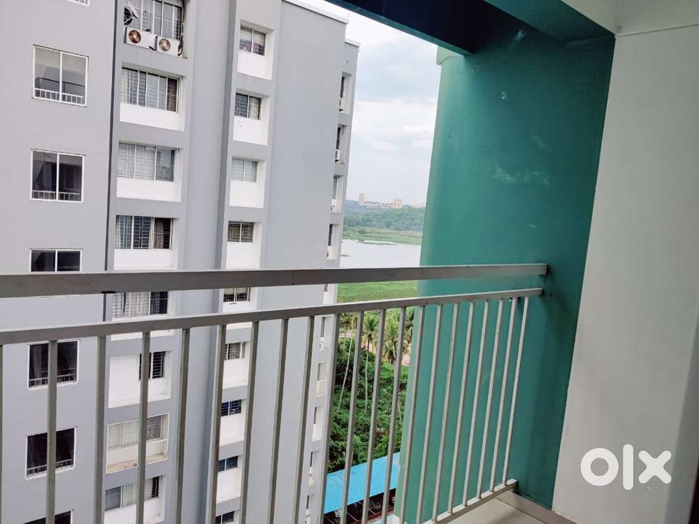 Property opposite to Lulumall and lake facing