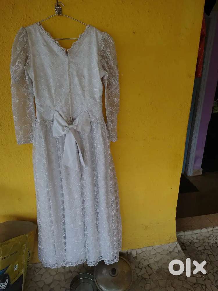 Catholic bridal gown for sale mapusa