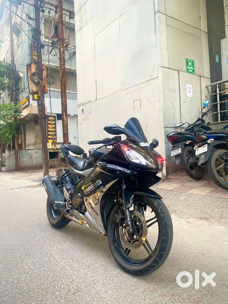 R15 v2 good condition