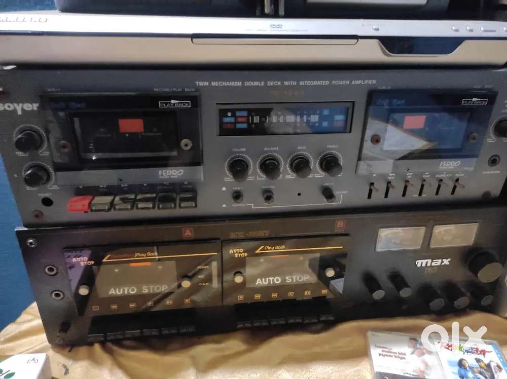 किसी के पास पुरानी डेक प्लेयर ऑडियो कैसेट वगैरा हो।तो। मुझे खरीद न है