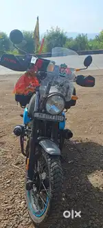 Royal Enfield Scram 411