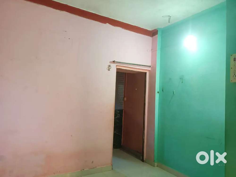 1Rk room  available