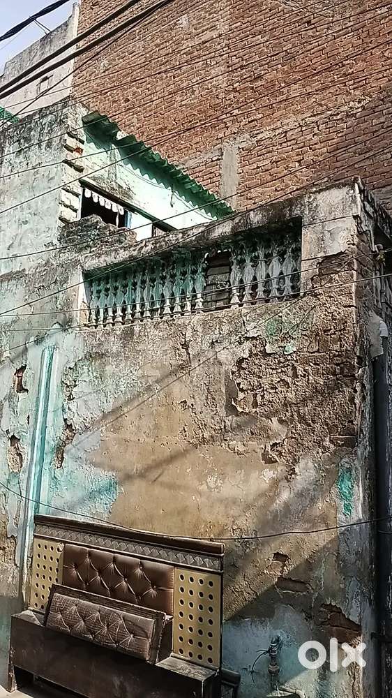 Old property but very nice location and L type plot