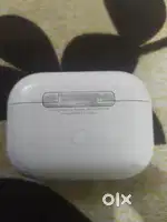 Ear buds apple