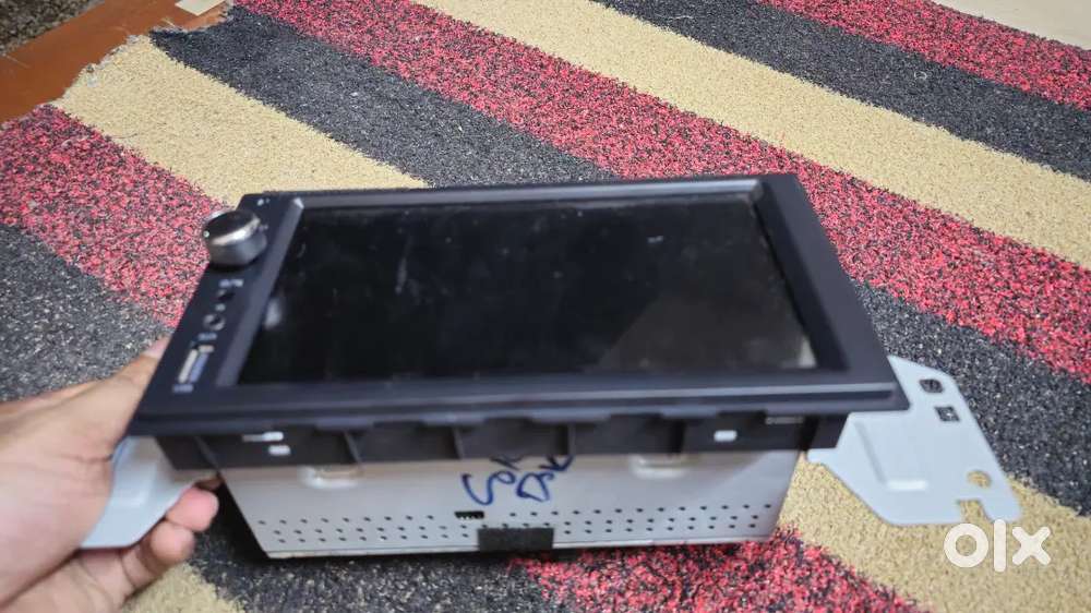 Car multimedia audio system