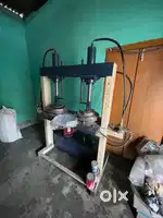 Paper plate machine