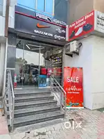 Female Sales-man store