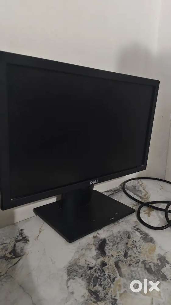 Monitorof Dell official it was 5 year of using