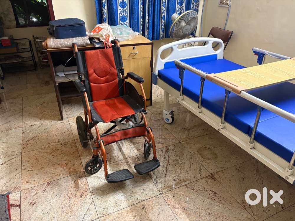 Hospital bed
