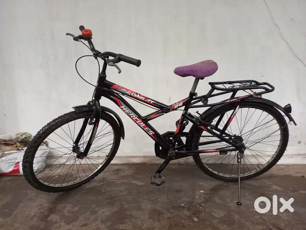 Hercules Combat Cycle with Pump and Key - Excellent Condition!