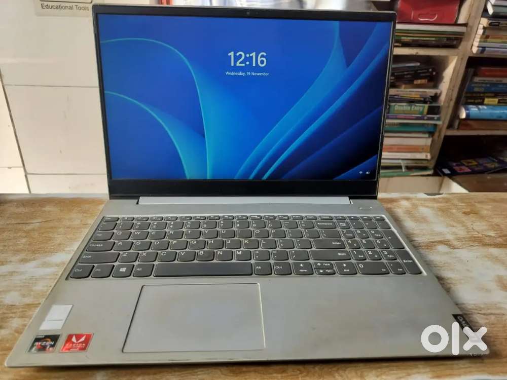 Lenovo LAP TOP