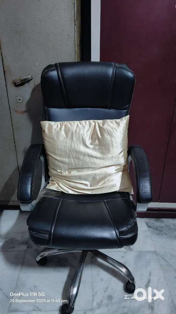 Computer chairs