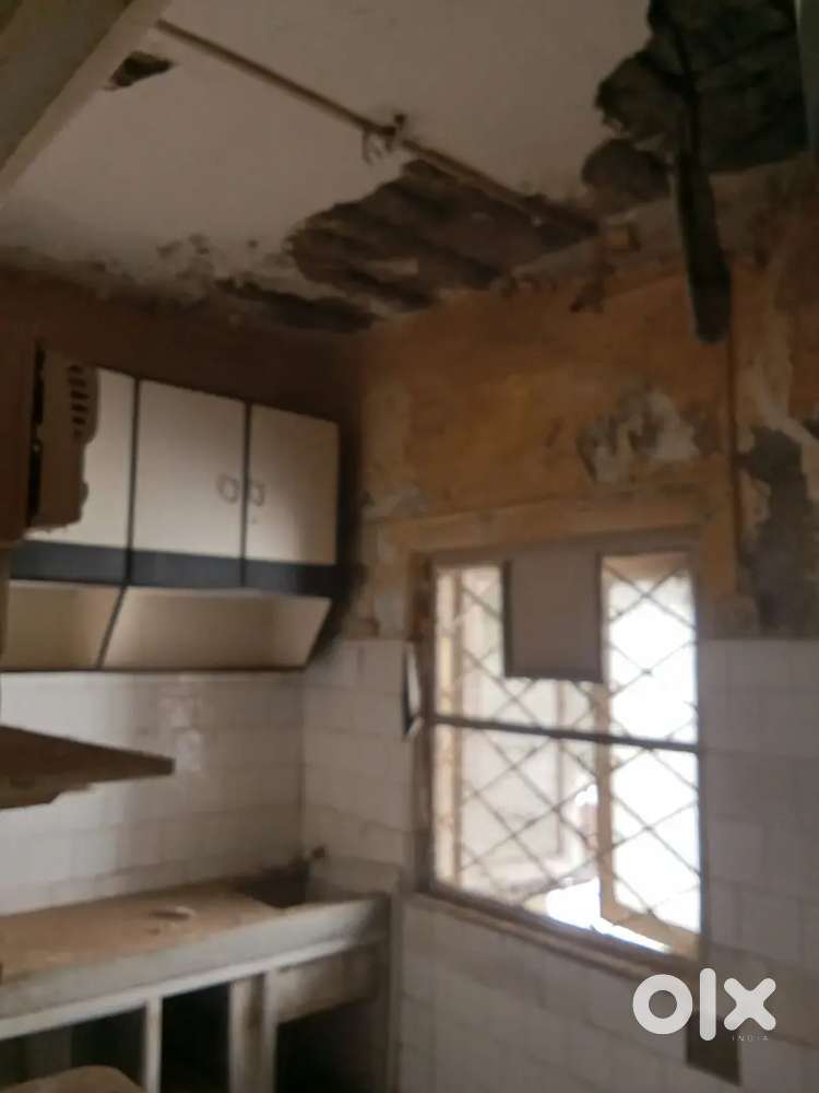 Selling 2BHK flat at Khar (w) - Mumbai