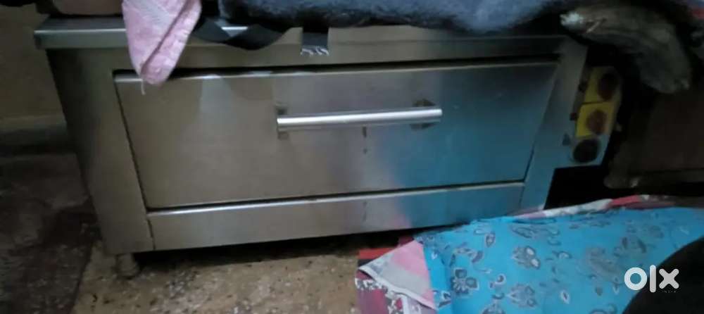 Electric oven commerical good condition