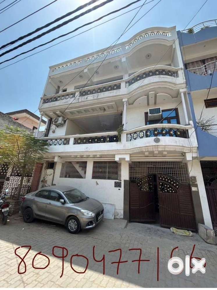 2 BHK independent portions for rent