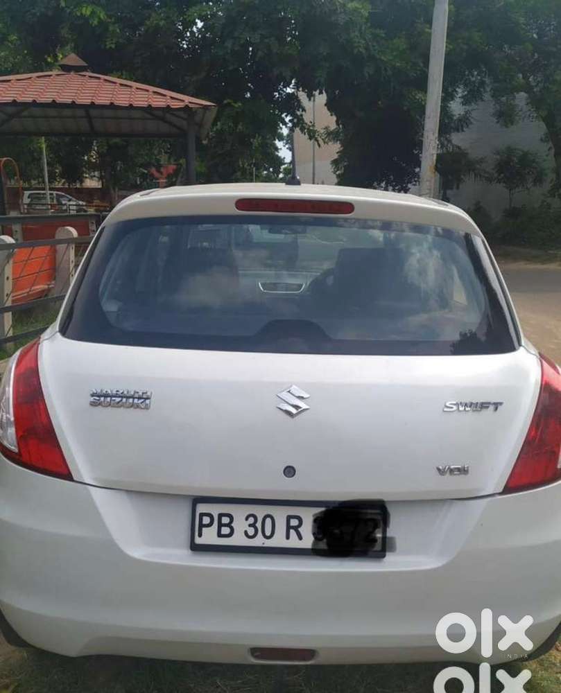 Maruti Suzuki Swift 2011 Diesel 106000 Km Driven