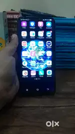 I am selling my Vivo V9 youth black colour