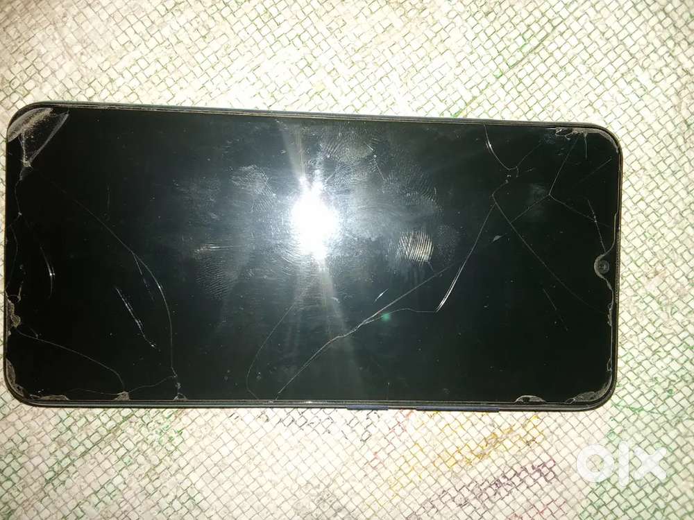 Vivo 1820  bechna hai ji