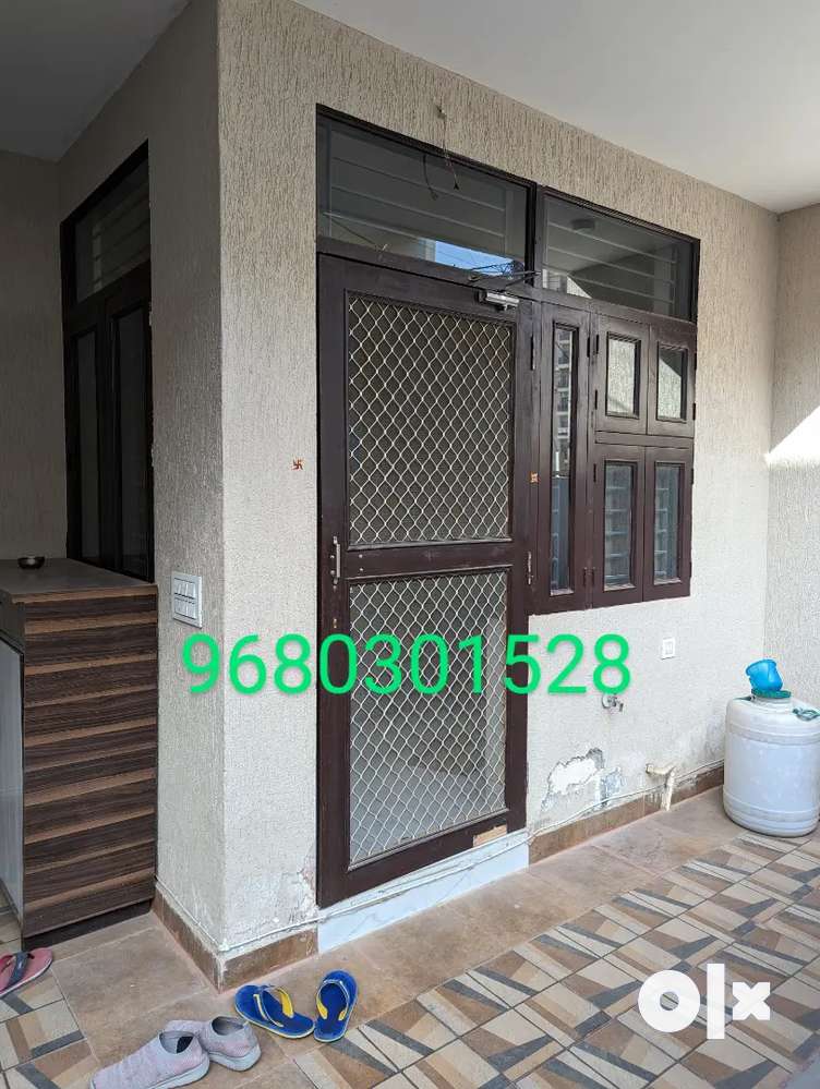 3BHK FURNISHED/SEMIFURNISHED AVAILABLE ON RENT