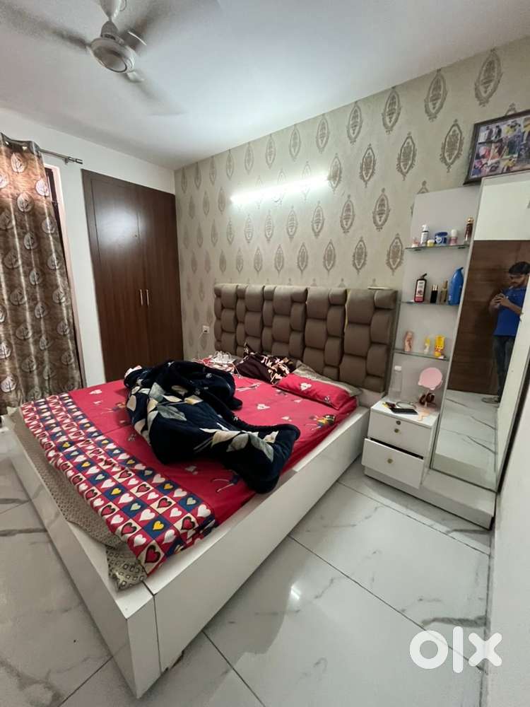 2 BHK Luxury Fully Furnished Independent Flat For Rent Gazipur Road