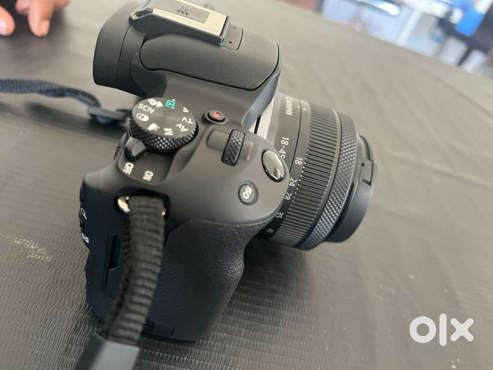 Canon r50 dslr brand new camera urgent sell for money problem