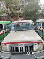 AMBULANCE MAHINDRA BOLERO