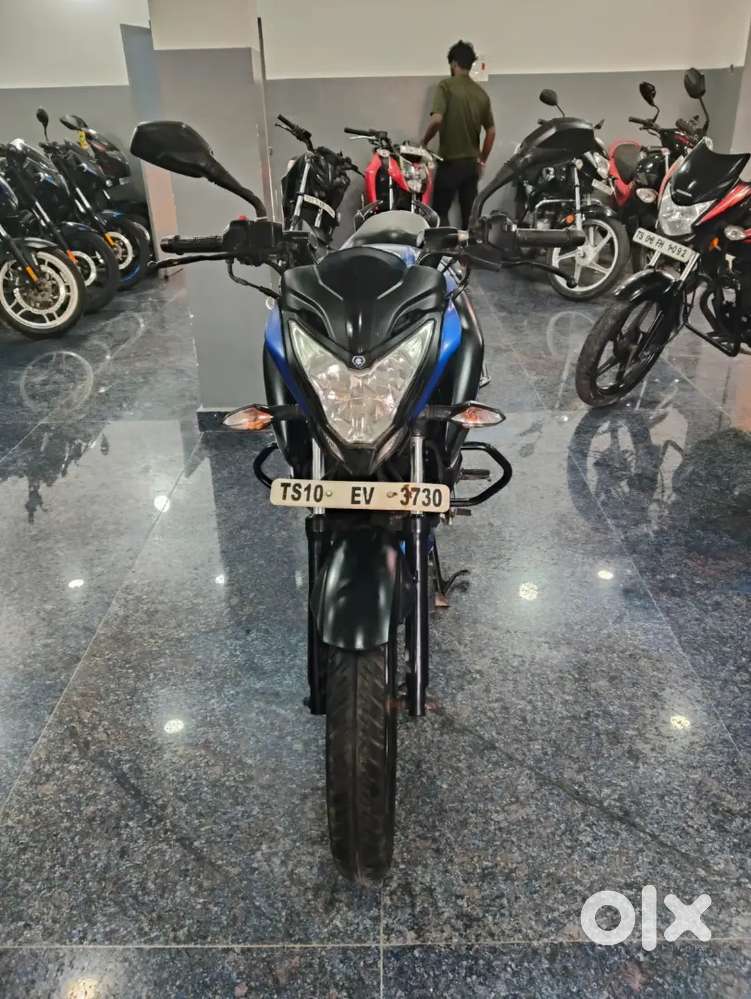 Bajaj pulsar NS160 2019 model blue color in exellent condition
