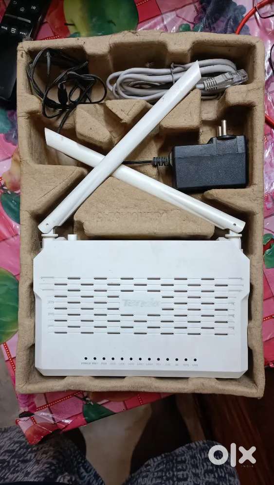 Tenda HG9 ont dual band router
