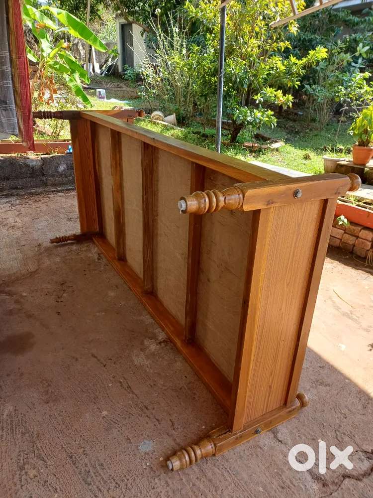 Strong Single Cot for Sale - As Good As New!*