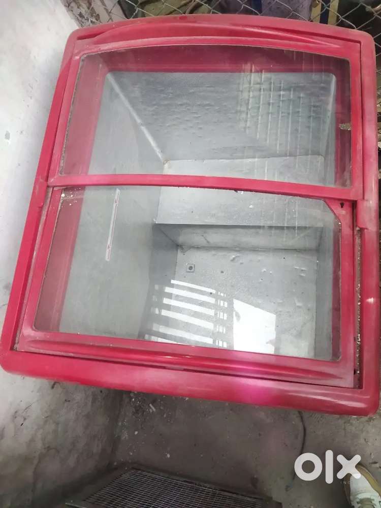 Deep fridger blue star 200ltr good condition