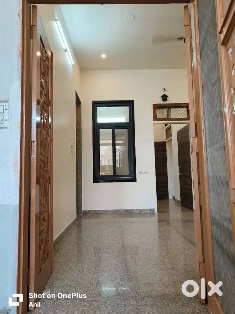 Only for Girls & Family Room and 1 Bhk Flat available