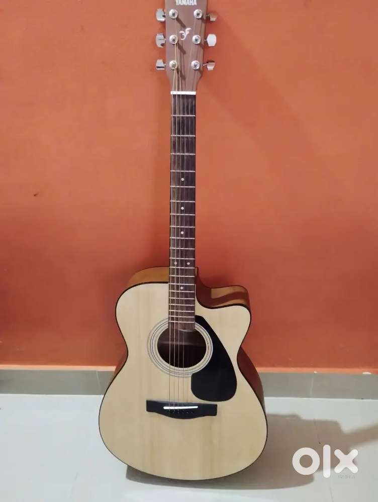Yamaha FS80C Acoustic Guitar – Natural Finish