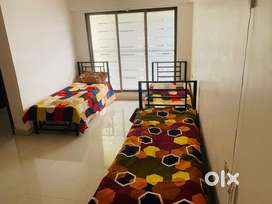 Fully furnished, 2BHK flat pg for men Goregaon West