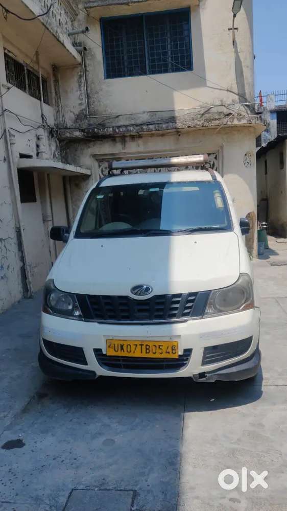 Mahindra Xylo 2016