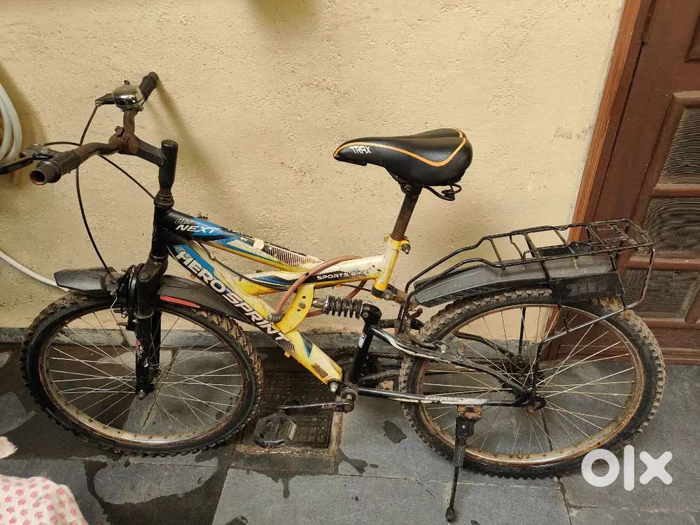 It is hero sprint bicycle in very good condition