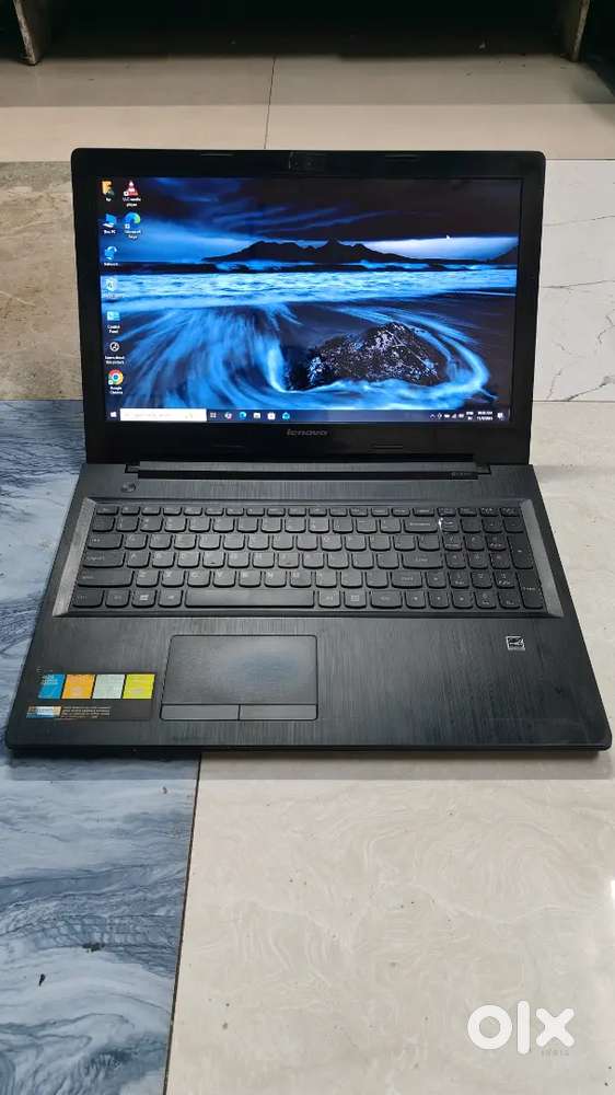 Lenovo i5 8gb ram 240gb SSD 16inch windows 10 charger all working
