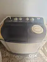 Want to sell Semi Automatic Washing Mashine