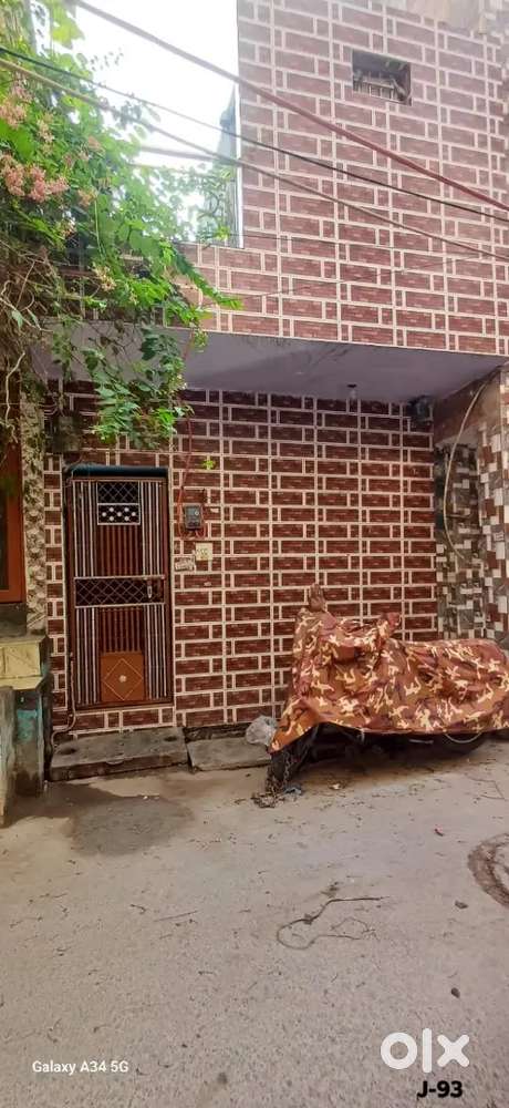 40 Gaj, House for sale in Uttam Nagar, Delhi (90% Loan Facility)
