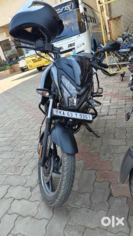 Bajaj pulsar 125NS