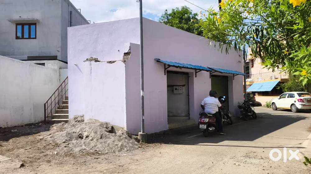 Shop for rent at low price