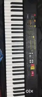Keyboard PSR F52
