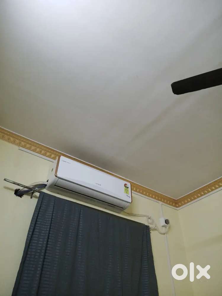 Croma company 1 Ton AC