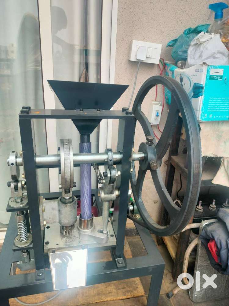Kapoor (camphor)Tablet Making Machine Almost New  4 -5Months Old!