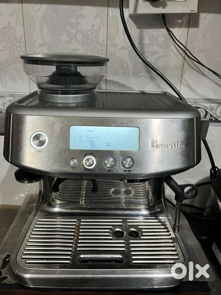 Brevielle Barista Pro Coffee Espresso Machine With 2 Portafilter