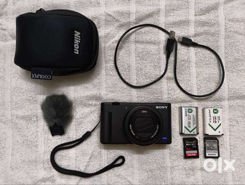 Sony ZV-1 Vlogging/point and shoot camera in very good condition