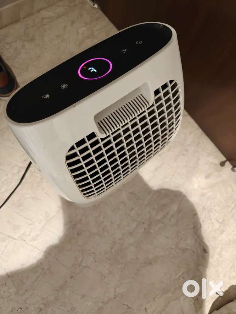 Air purifier Philips 1215, for large rooms.