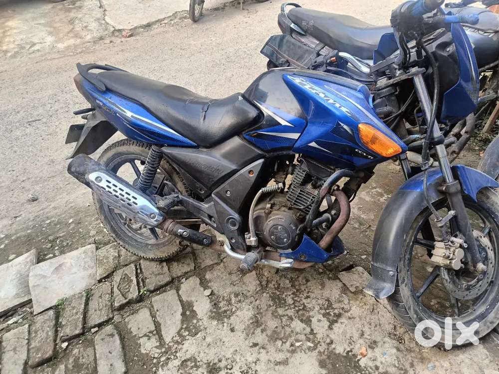 Bike achhi condition m hai power start hai.