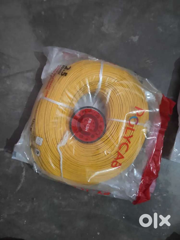 2.5 mm wire Polycab 300 meter. 7000 ₹