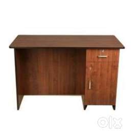 Dealing in Office table,Computer table ,Study table at wholesale rate